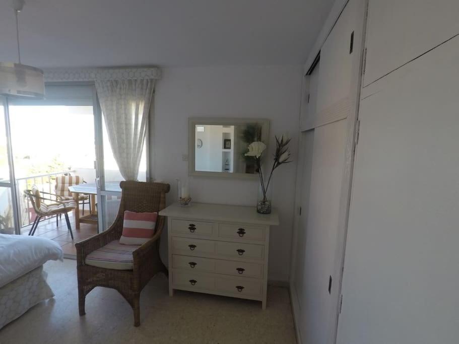 Large Three Bedroom Apartment Panoramic Sea Views إِستيبونا المظهر الخارجي الصورة